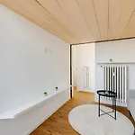 شقة Homeby, Cozy Penthouse